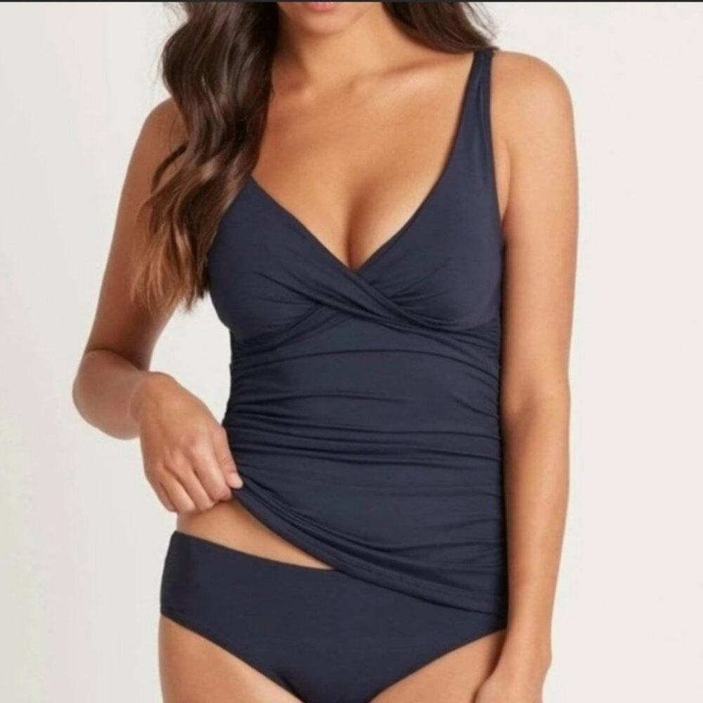 Sea Level Cross Front Bustline Multifit Tankini Ruching Swim Top Size 8